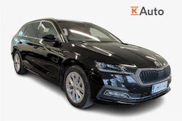 musta Skoda Octavia 2022 kuva 1.