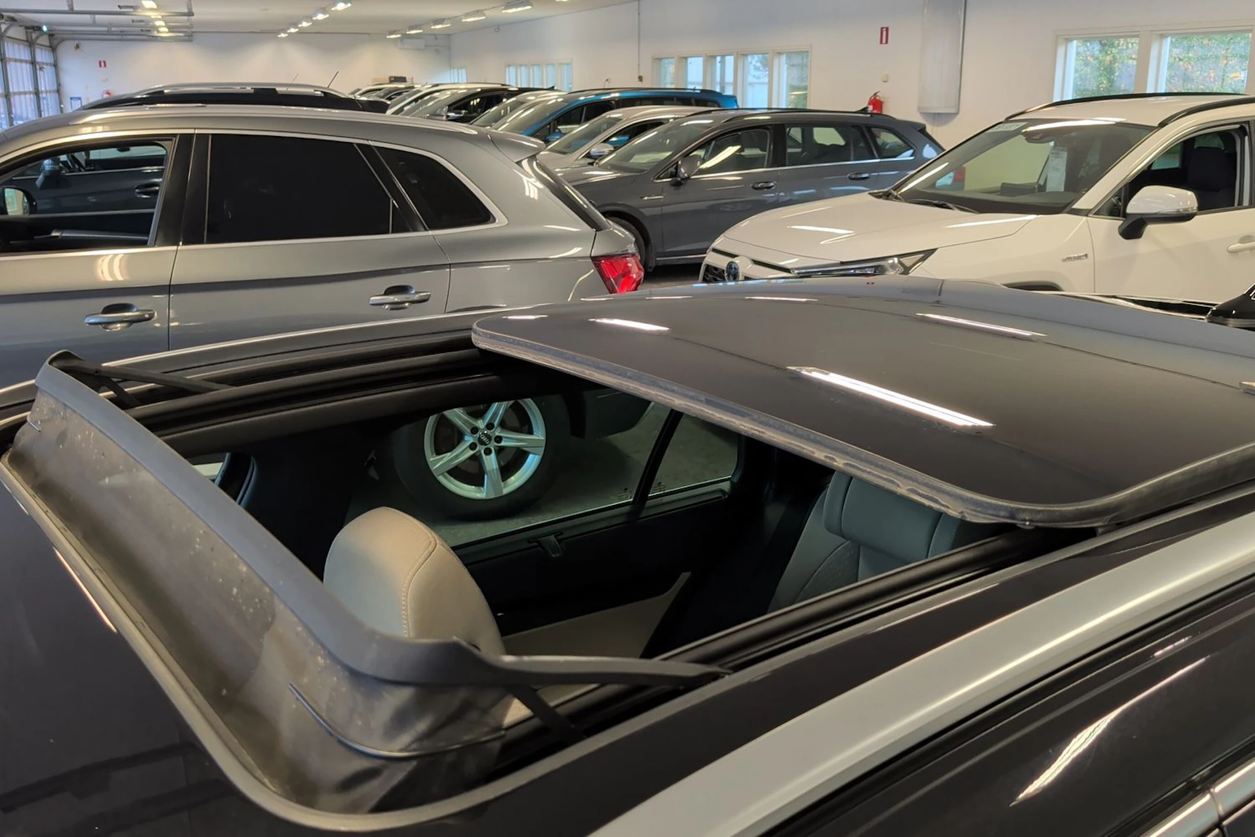 musta Skoda Octavia 2022 kuva 15.