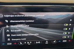 musta Skoda Octavia 2022 kuva 19.