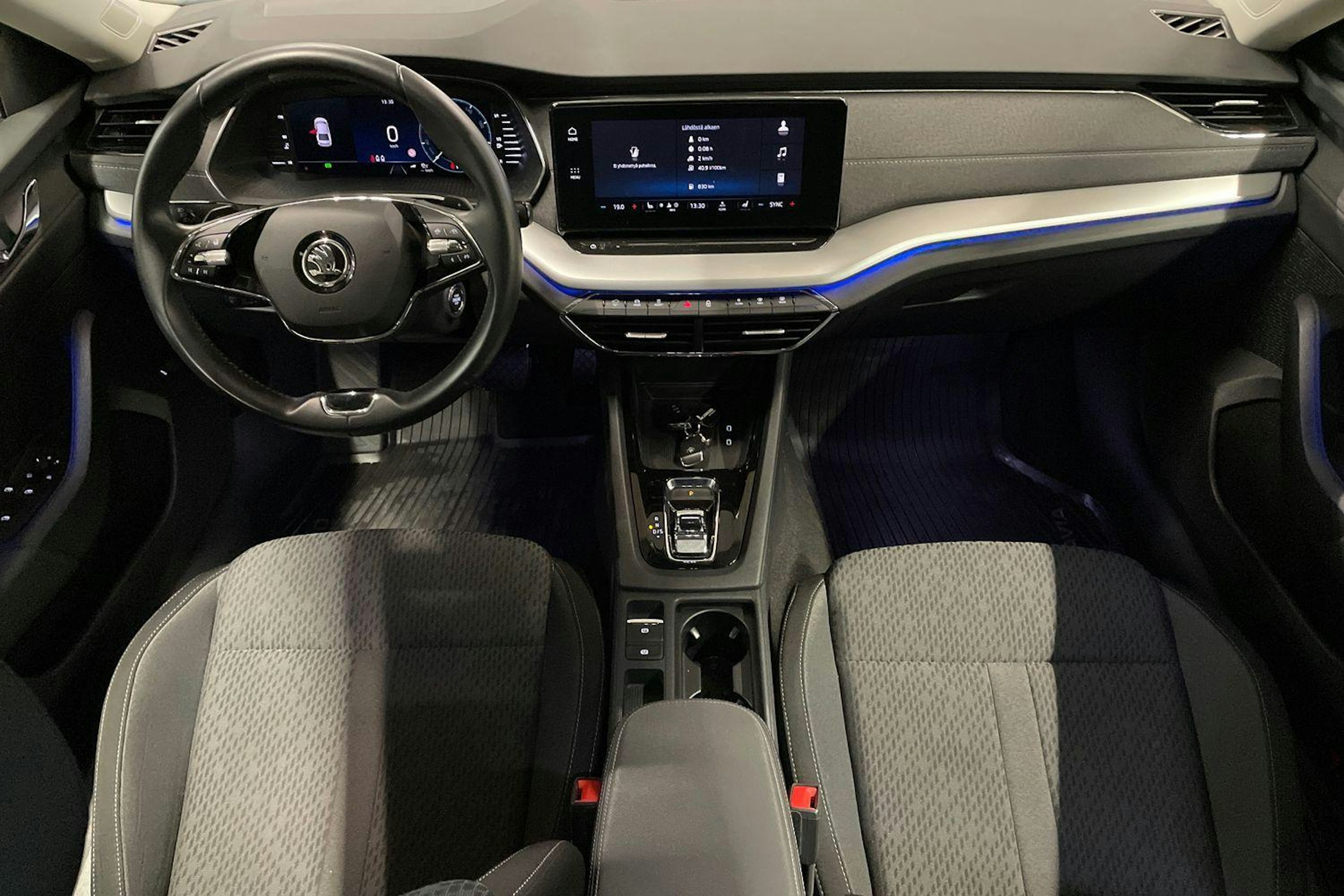 sininen Skoda Octavia 2022 kuva 9.