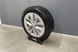 sininen Skoda Octavia 2022 kuva 14.