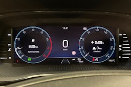 sininen Skoda Octavia 2022 kuva 16.