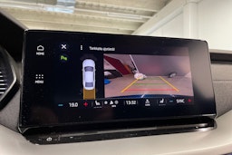 sininen Skoda Octavia 2022 kuva 24.