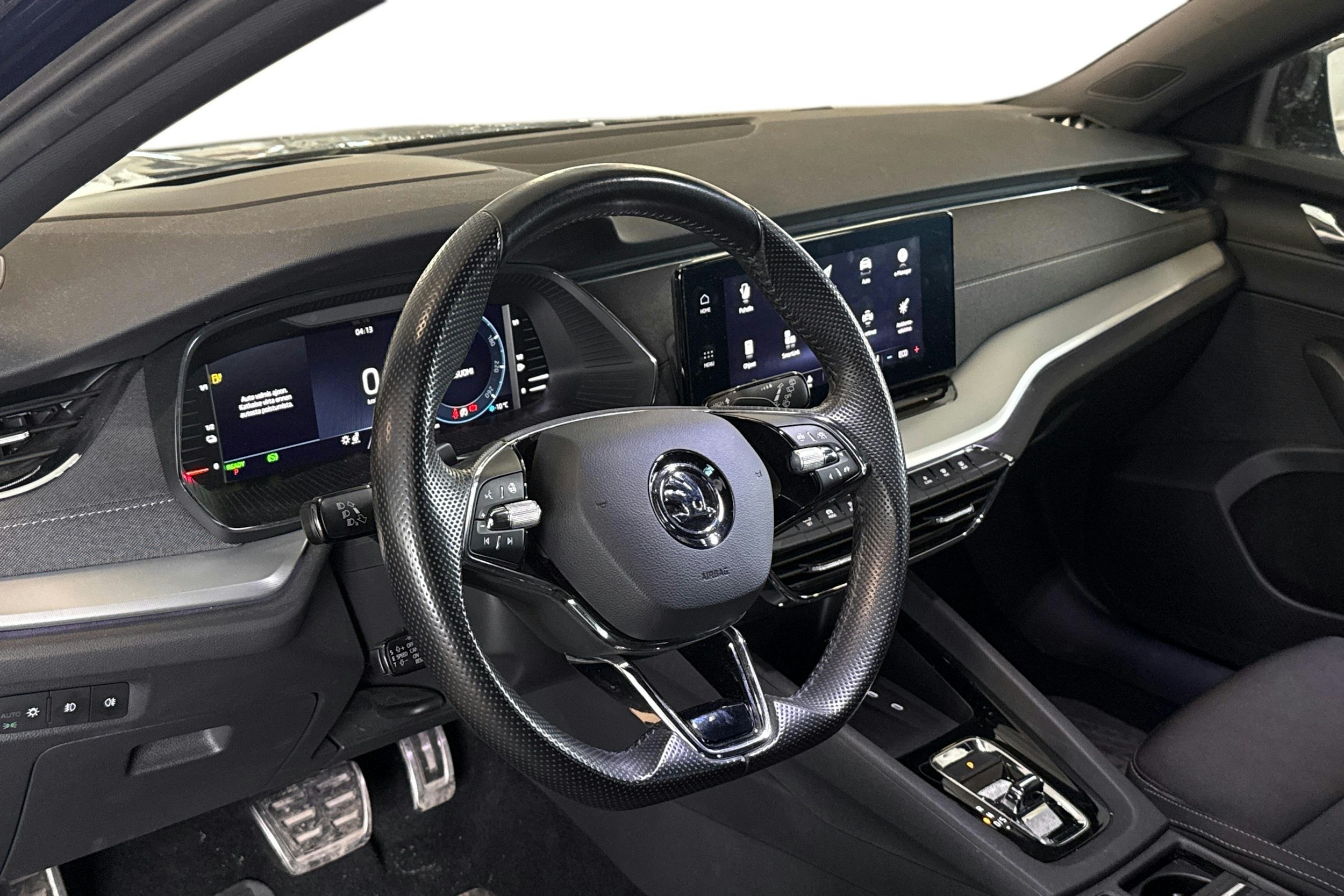 sininen Skoda Octavia 2022 kuva 3.