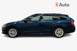 sininen Skoda Octavia 2022 kuva 6.