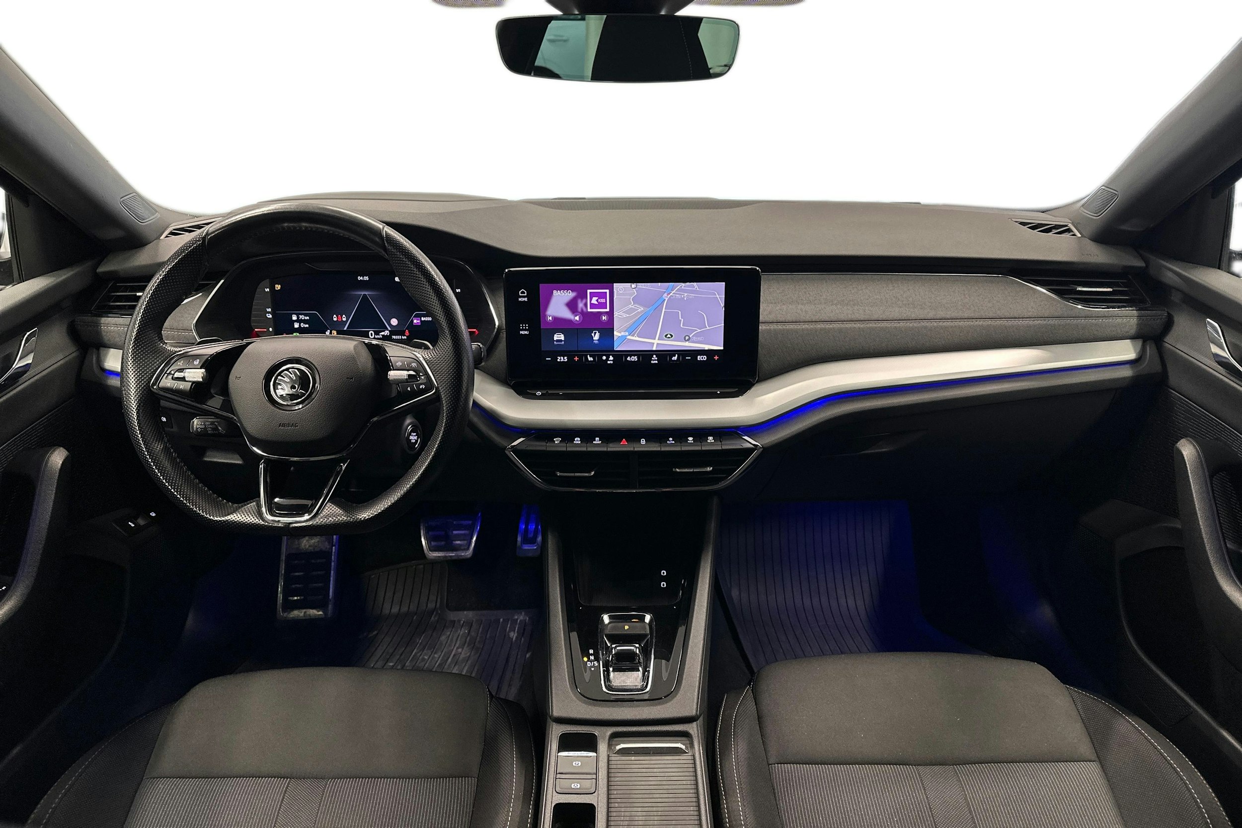 sininen Skoda Octavia 2022 kuva 9.