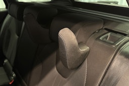 sininen Skoda Octavia 2022 kuva 16.