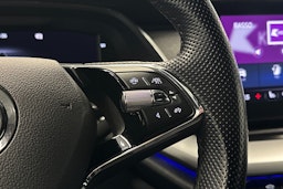 sininen Skoda Octavia 2022 kuva 22.