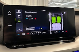 sininen Skoda Octavia 2022 kuva 27.