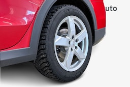 punainen Skoda Octavia 2022 kuva 11.