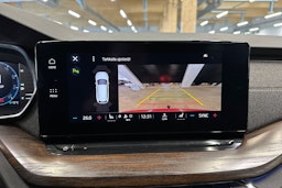 punainen Skoda Octavia 2022 kuva 19.