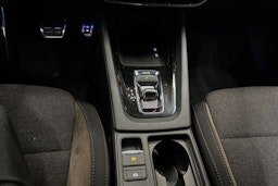 punainen Skoda Octavia 2022 kuva 25.