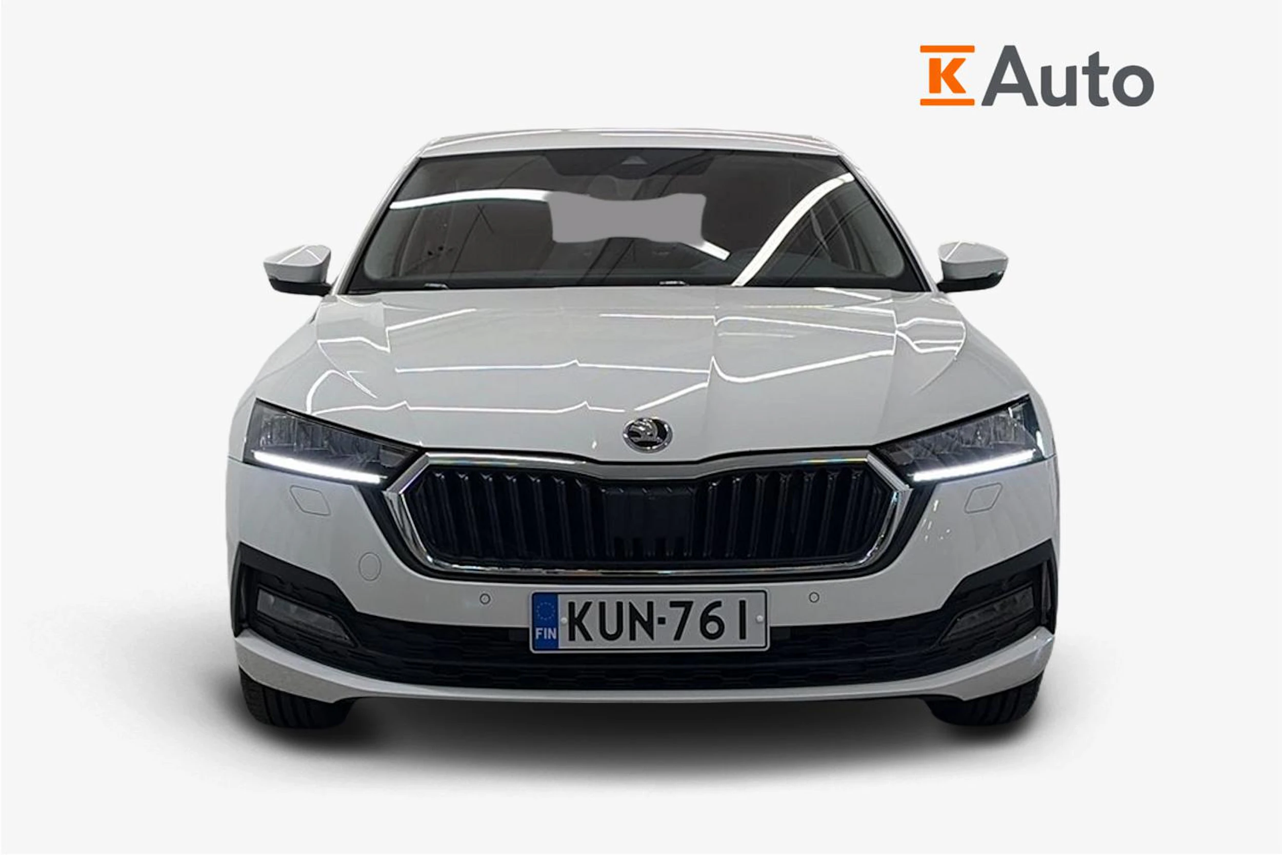 Valkoinen Skoda OCTAVIA 2022 kuva 4.
