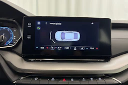 Valkoinen Skoda OCTAVIA 2022 kuva 16.