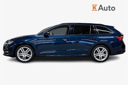 sininen Skoda Octavia 2022 kuva 5.