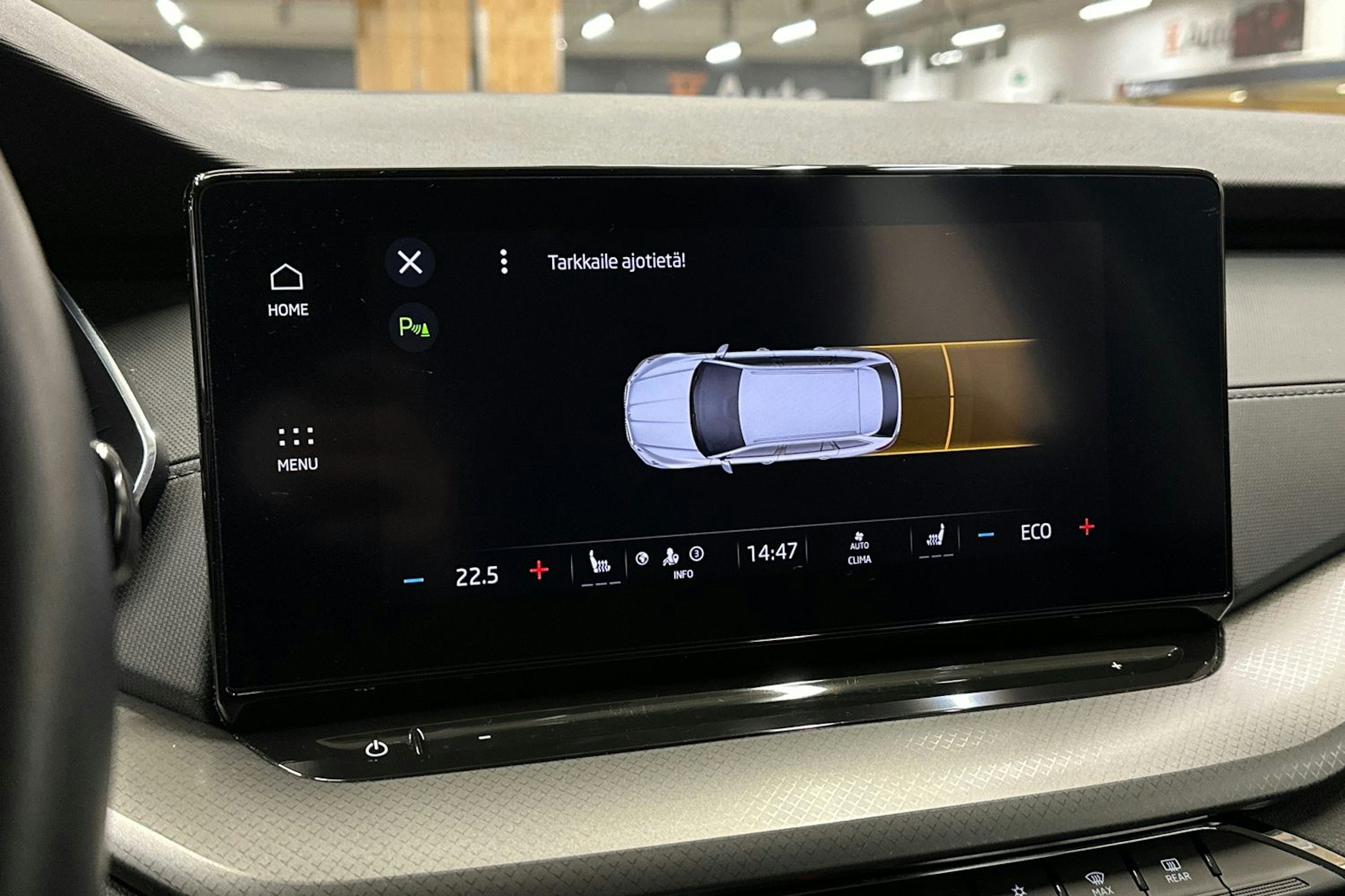 sininen Skoda Octavia 2022 kuva 11.