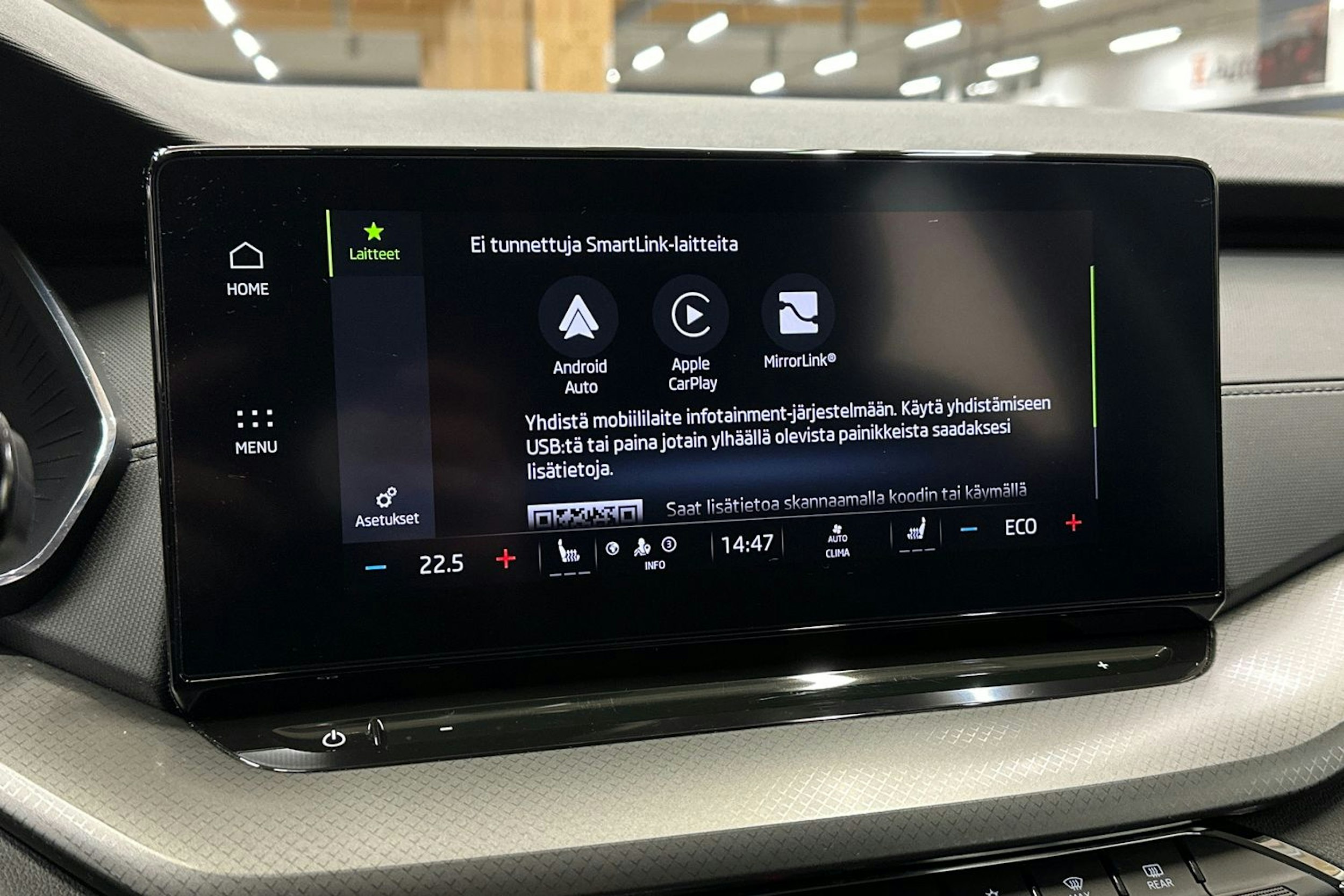 sininen Skoda Octavia 2022 kuva 12.