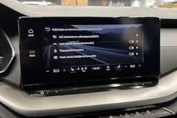 sininen Skoda Octavia 2022 kuva 13.