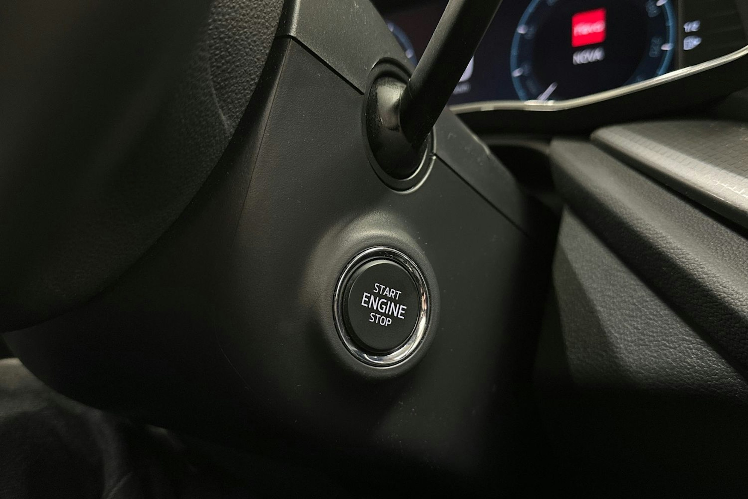 sininen Skoda Octavia 2022 kuva 22.