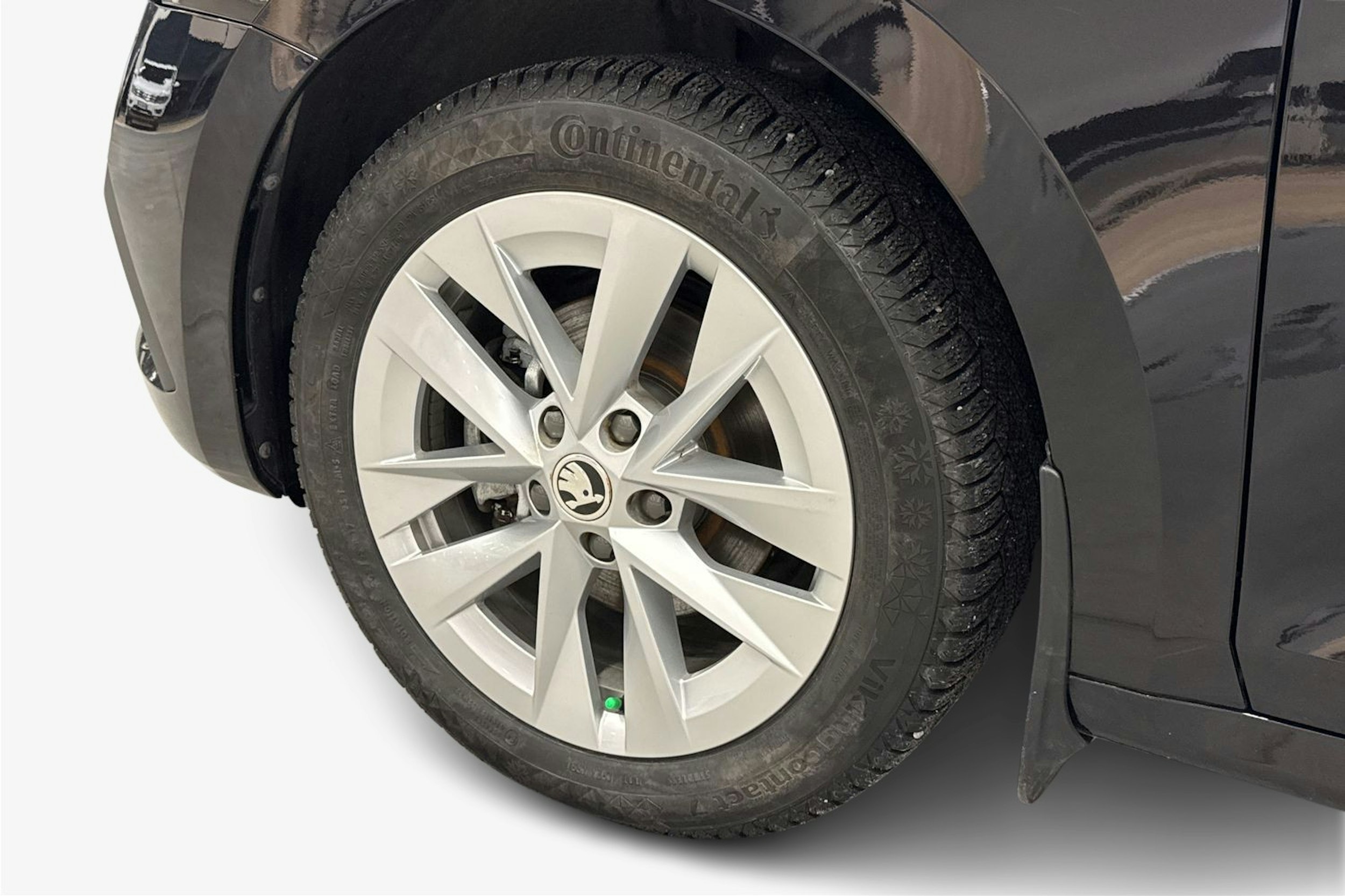 Musta Skoda OCTAVIA 2022 kuva 11.