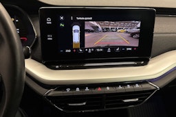 Musta Skoda OCTAVIA 2022 kuva 16.