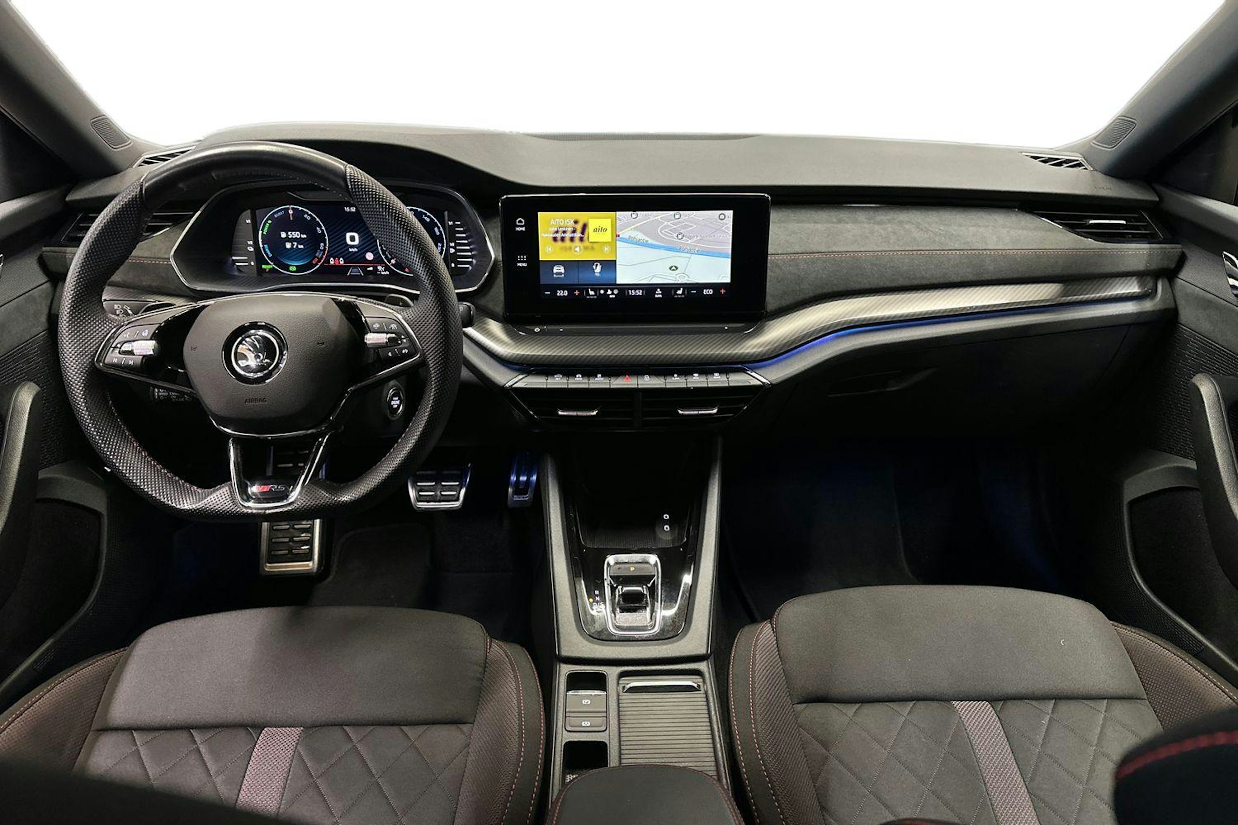 sininen Skoda Octavia 2023 kuva 7.