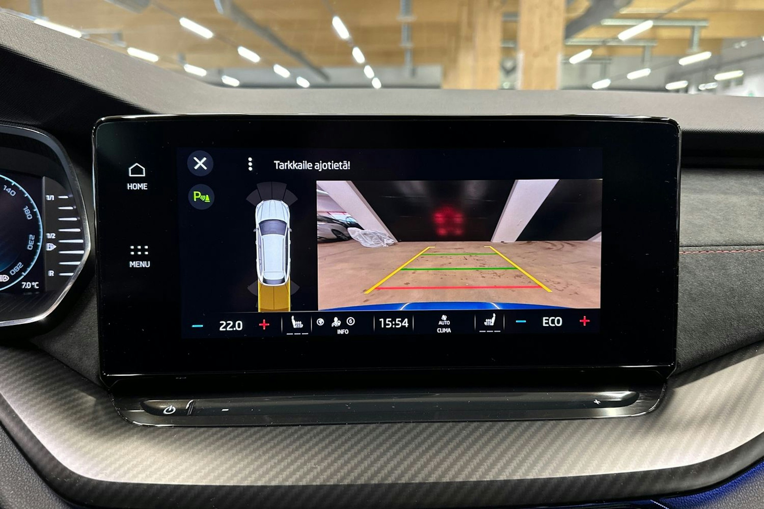 sininen Skoda Octavia 2023 kuva 14.