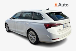 Valkoinen Skoda OCTAVIA 2022 kuva 2.