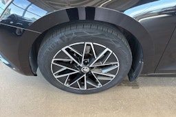 musta Skoda Octavia 2022 kuva 10.