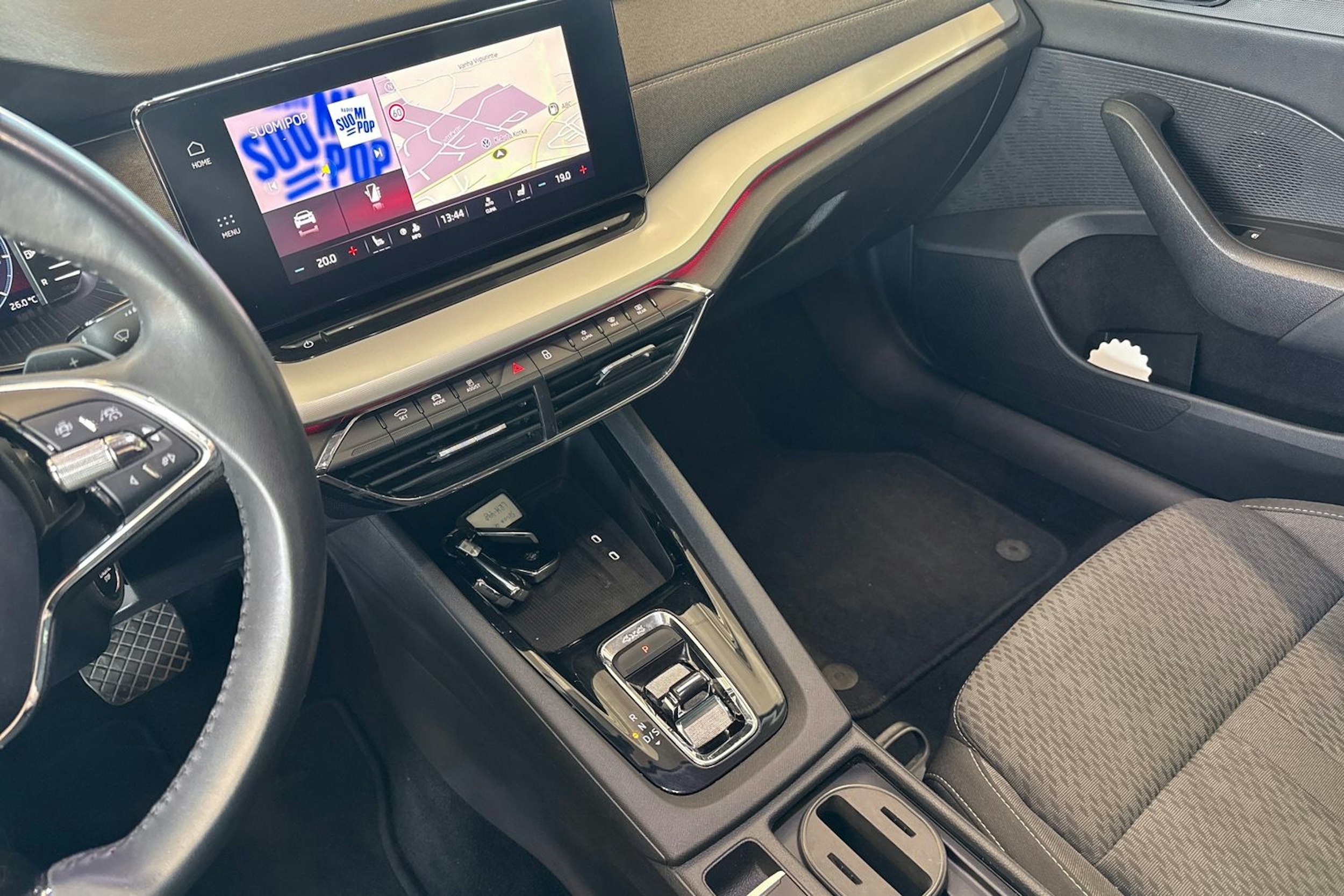 musta Skoda Octavia 2022 kuva 20.