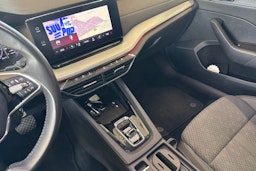 musta Skoda Octavia 2022 kuva 20.