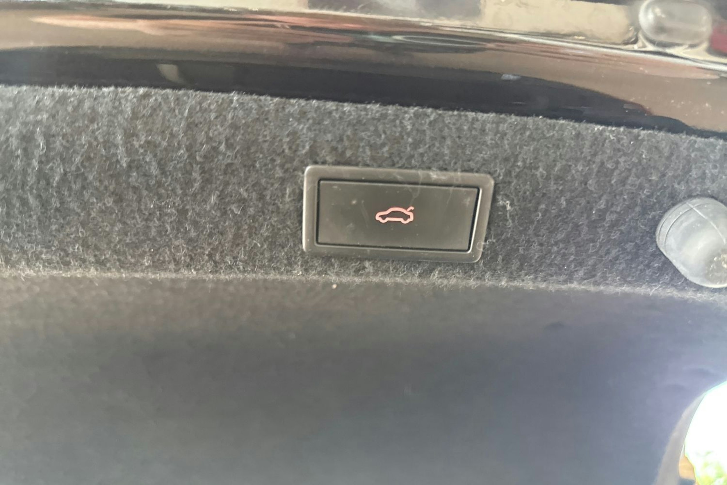 musta Skoda Octavia 2022 kuva 22.