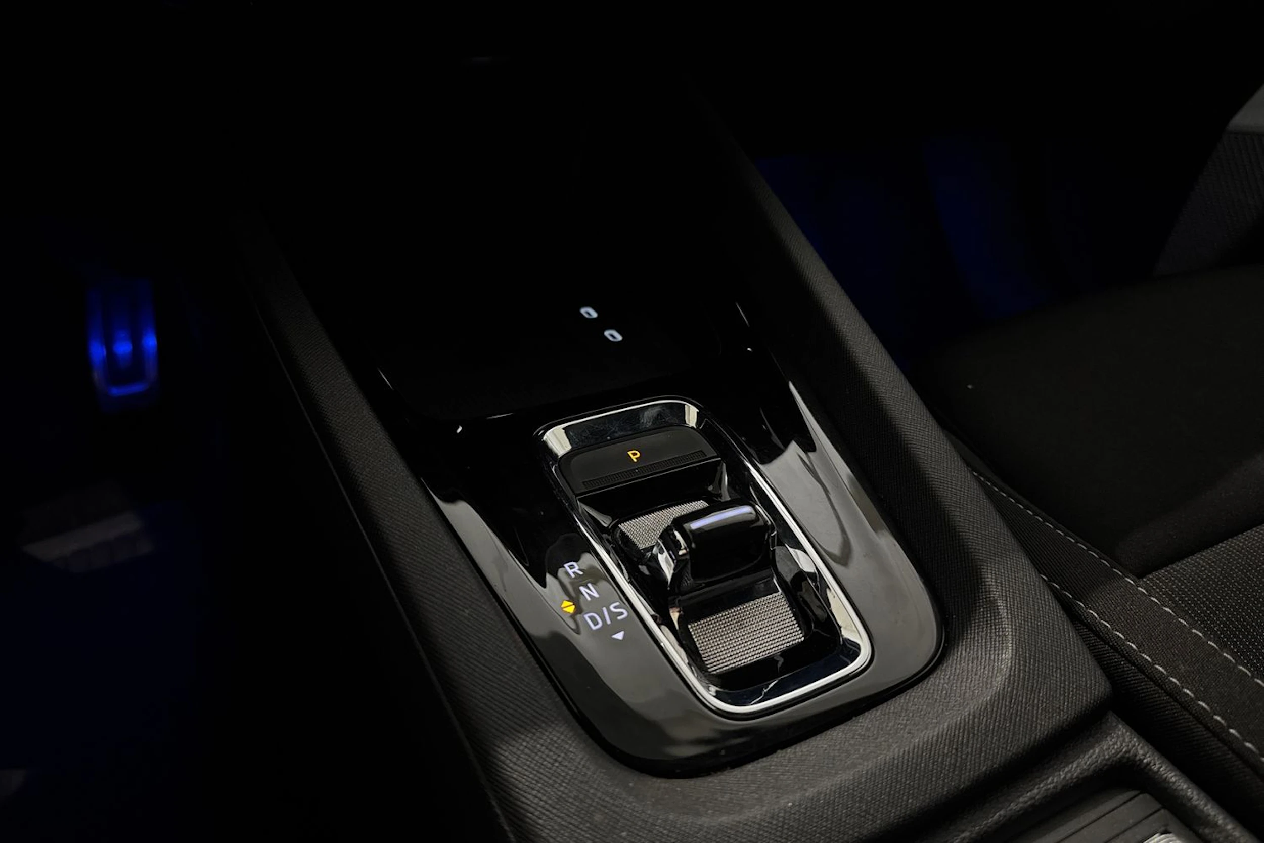 valkoinen Skoda Octavia 2022 kuva 39.