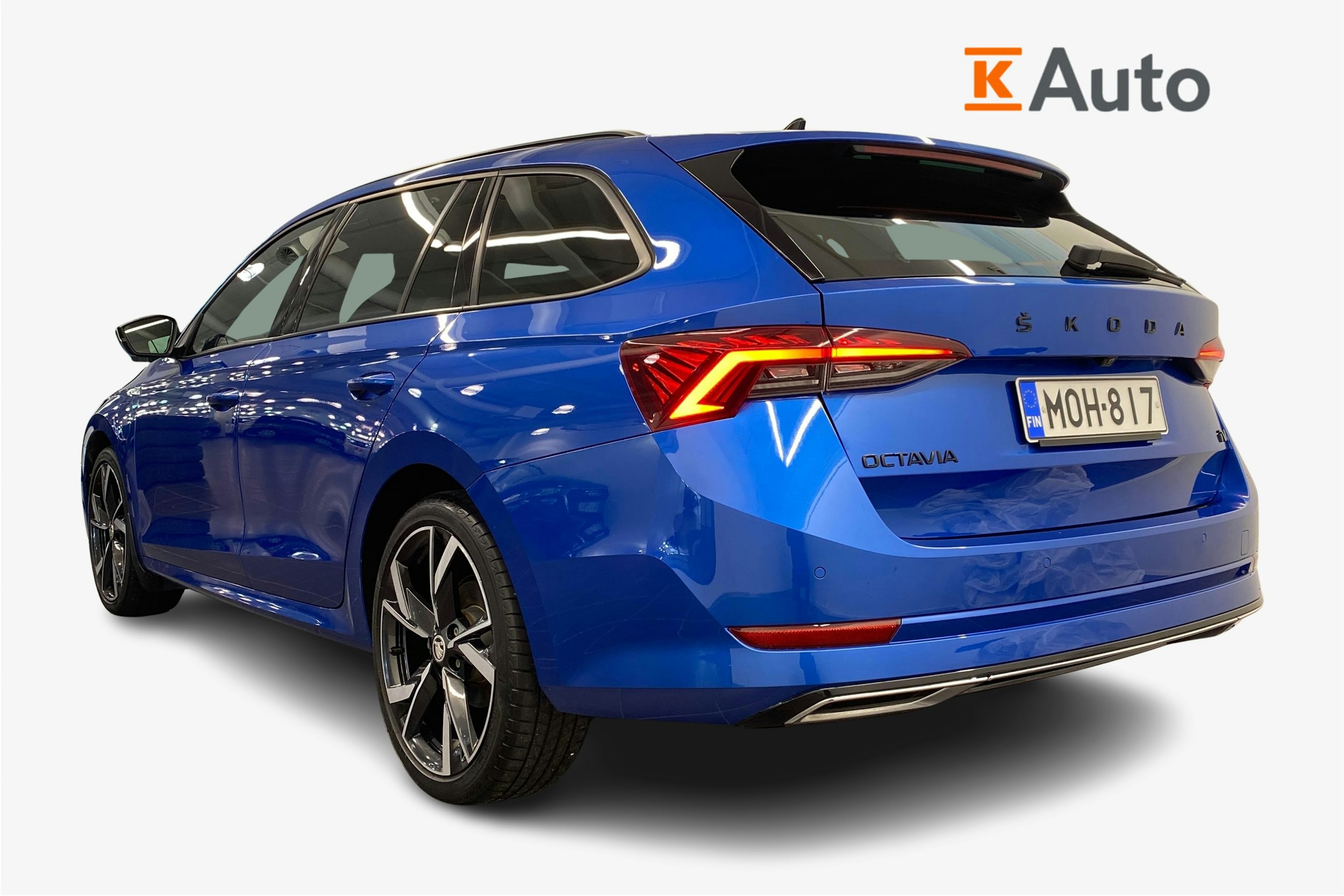 sininen Skoda Octavia 2022 kuva 2.