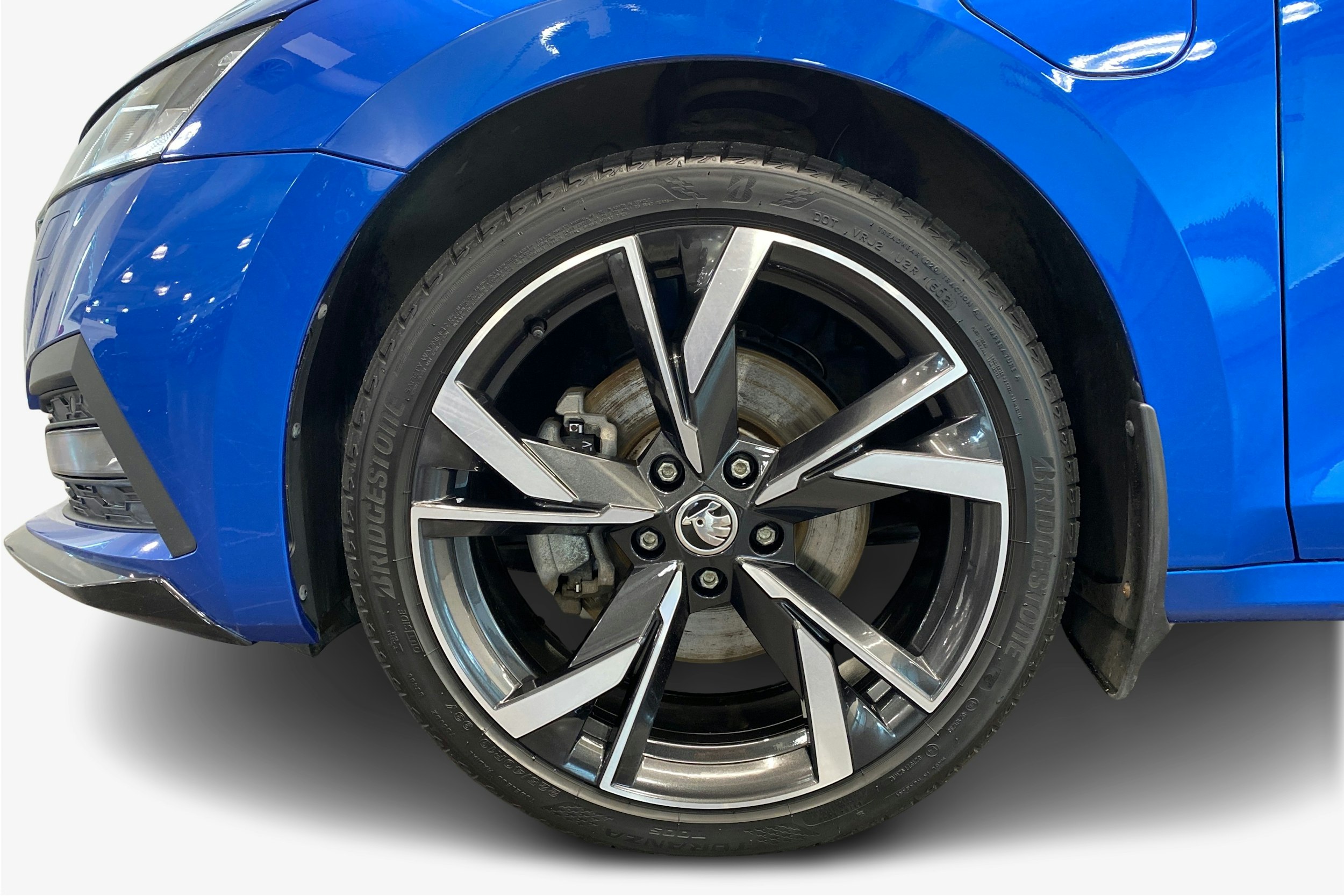 sininen Skoda Octavia 2022 kuva 11.