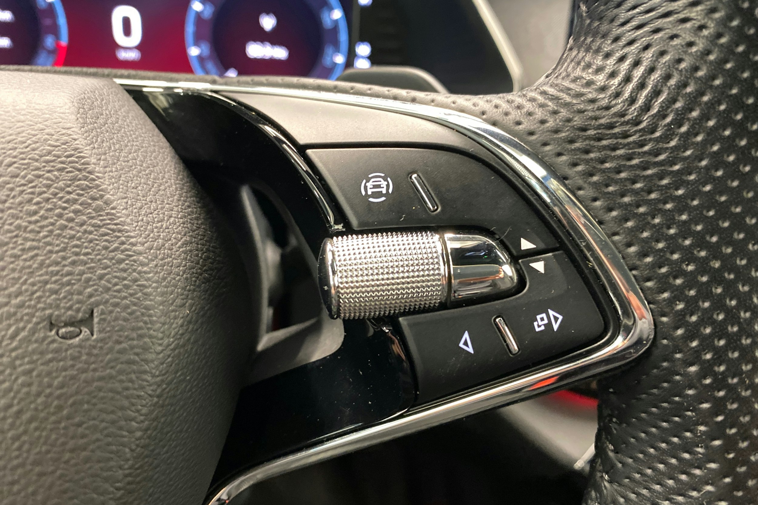 sininen Skoda Octavia 2022 kuva 18.