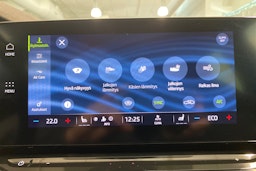 sininen Skoda Octavia 2022 kuva 28.