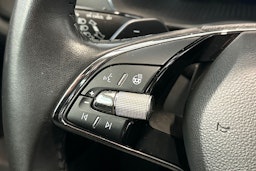 valkoinen Skoda Octavia 2022 kuva 20.
