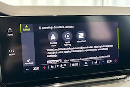 valkoinen Skoda Octavia 2022 kuva 26.