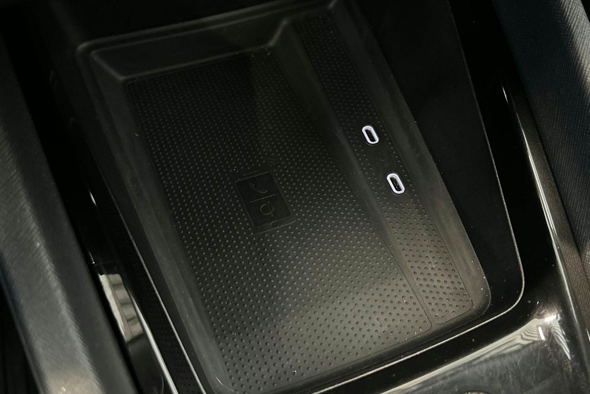 valkoinen Skoda Octavia 2022 kuva 29.
