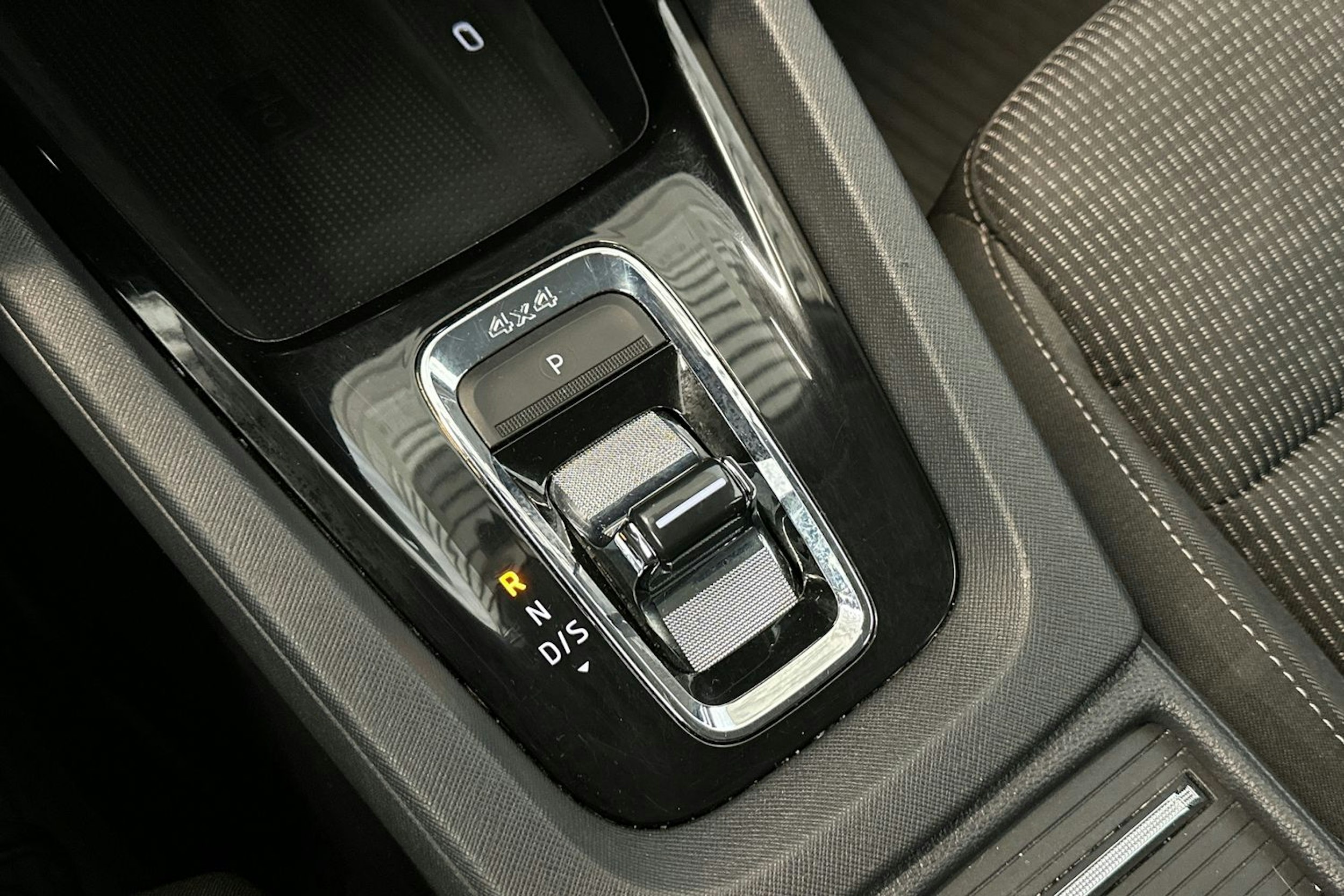 valkoinen Skoda Octavia 2022 kuva 30.
