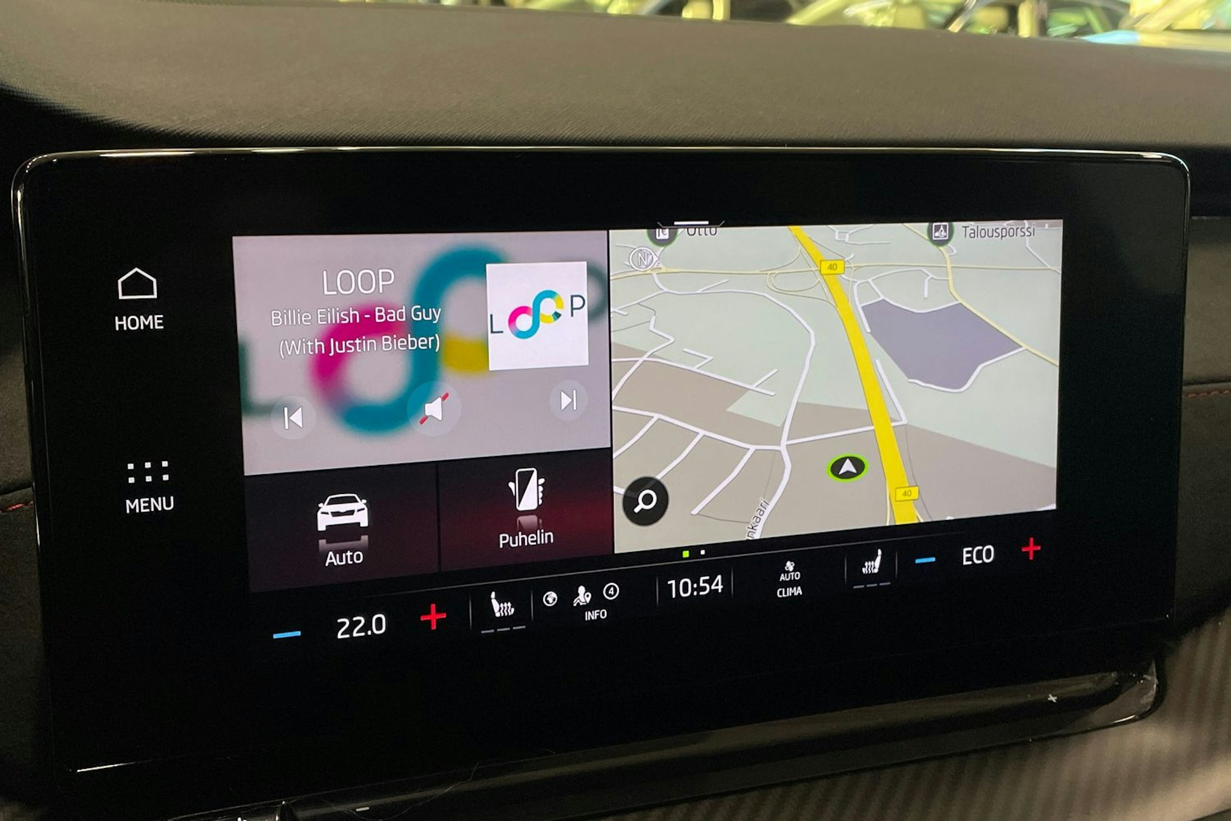 punainen Skoda Octavia 2022 kuva 23.