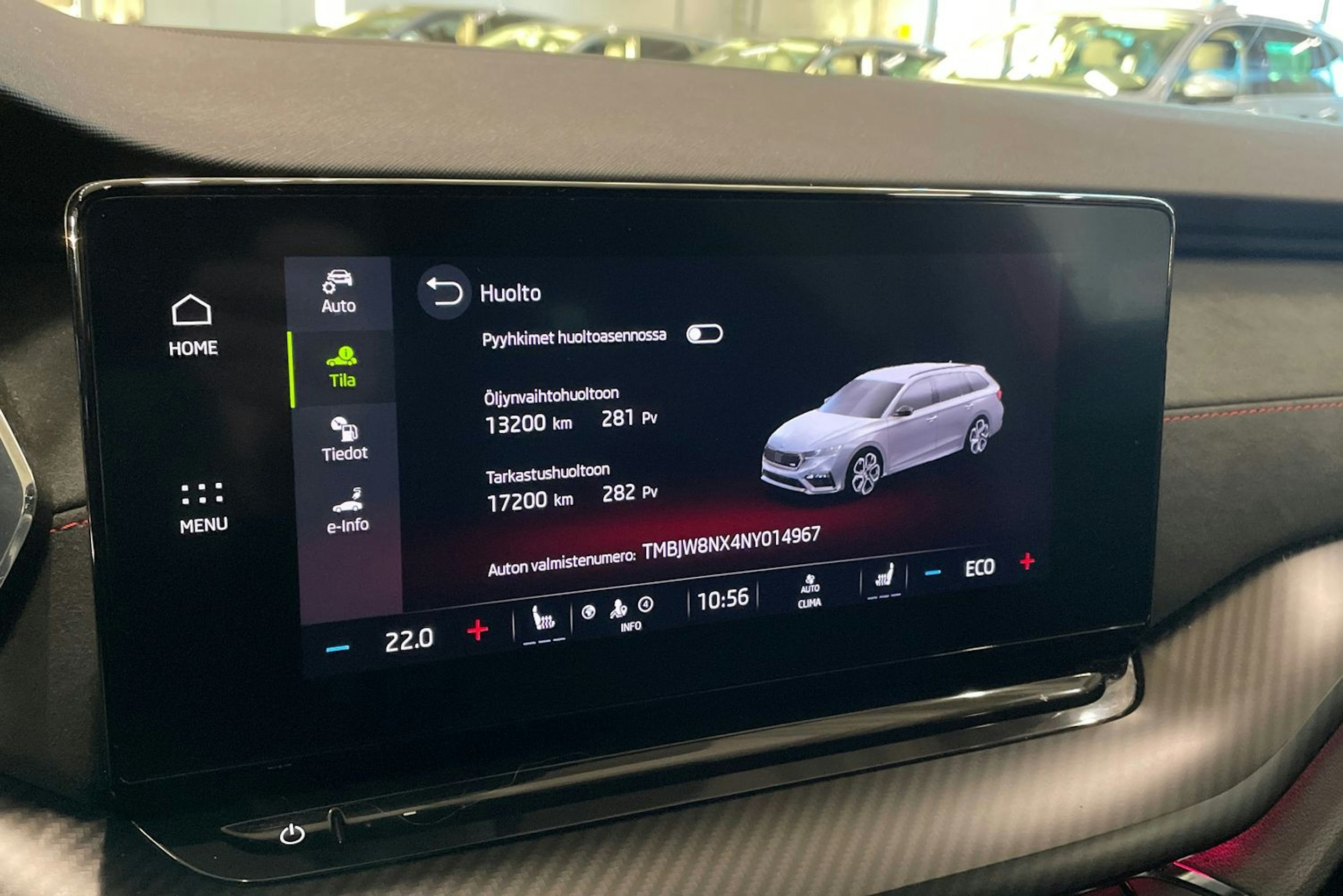 punainen Skoda Octavia 2022 kuva 29.