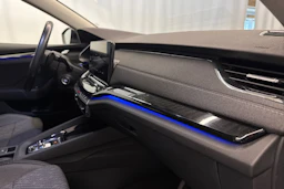 harmaa Skoda Octavia 2022 kuva 11.