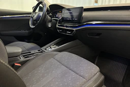 harmaa Skoda Octavia 2022 kuva 13.