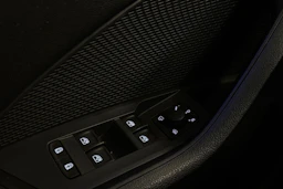 harmaa Skoda Octavia 2022 kuva 21.