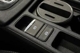harmaa Skoda Octavia 2022 kuva 26.