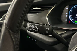 musta Skoda Octavia 2022 kuva 17.