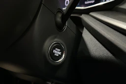 musta Skoda Octavia 2022 kuva 21.