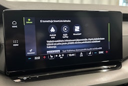 valkoinen Skoda Octavia 2022 kuva 22.